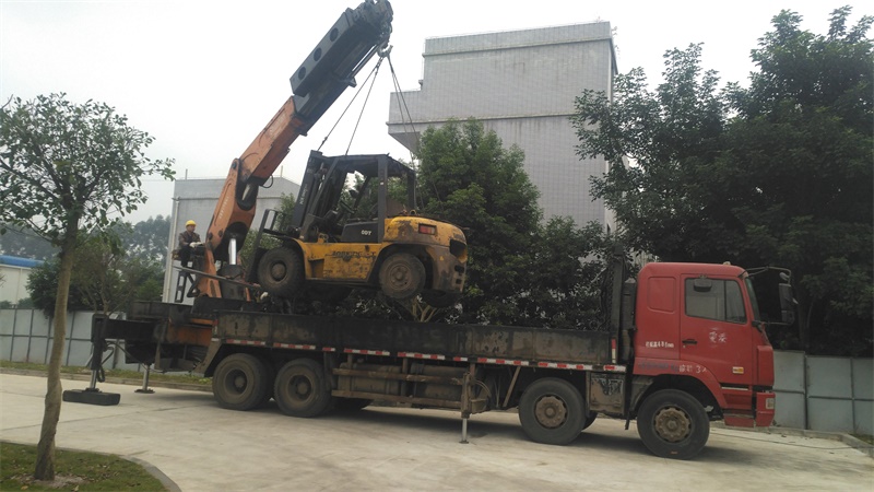 機(jī)具出租-隨車(chē)吊出租