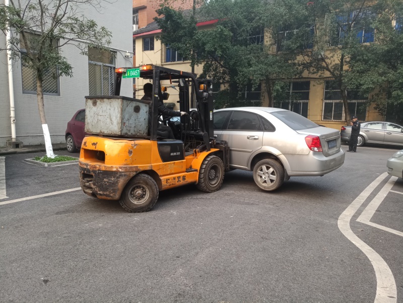 機(jī)具出租-叉車(chē)出租