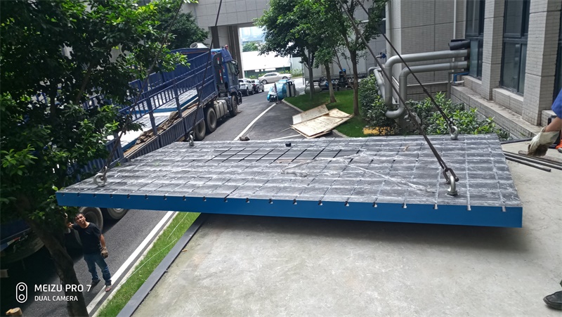 小型設(shè)備起重-實(shí)驗(yàn)平臺(tái)